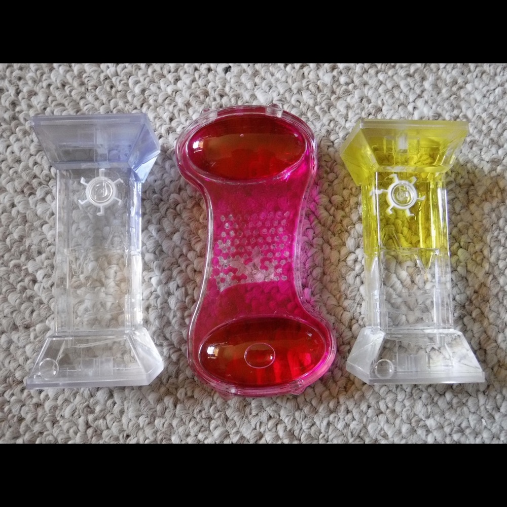 Oil and water hourglass art